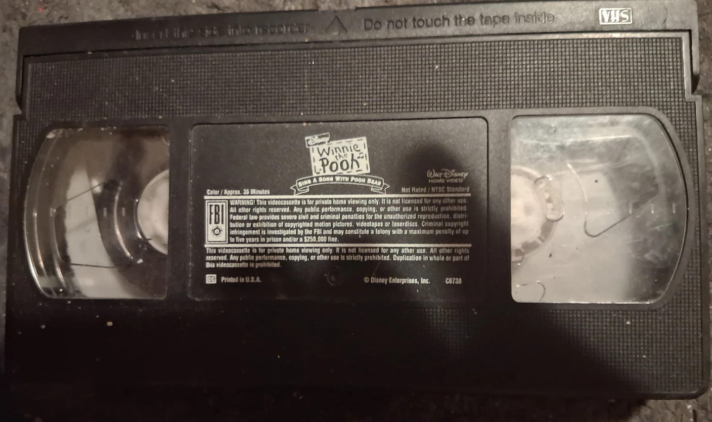 Winnie the Pooh Sing a Song with Pooh Bear VHS