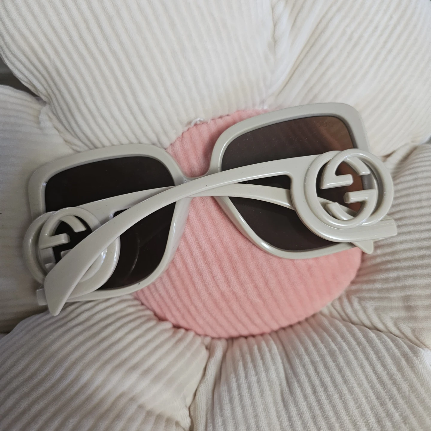 Gucci Square Frame Sunglasses - photo 2