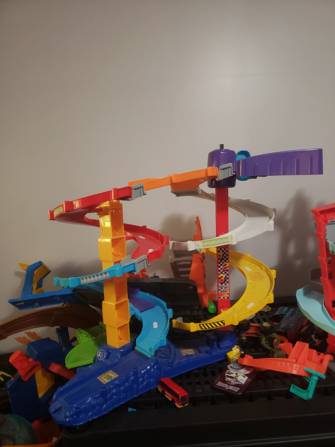 Multiple Hot Wheel Sets - photo 5
