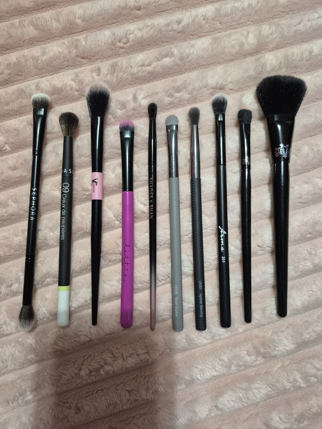 Cosmetics Brushes - photo 4