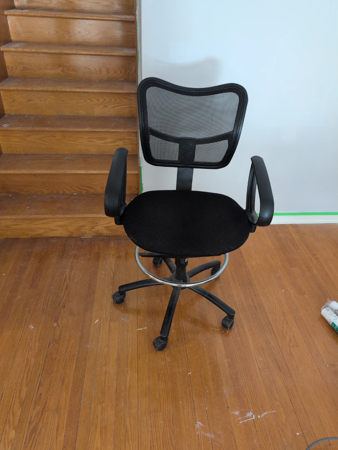 Black Mesh Office Chair with Footrest pickup only