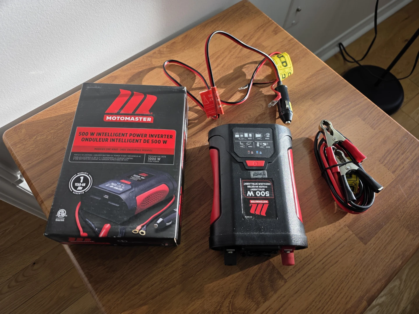 Motomaster 500W Intelligent Power Inverter