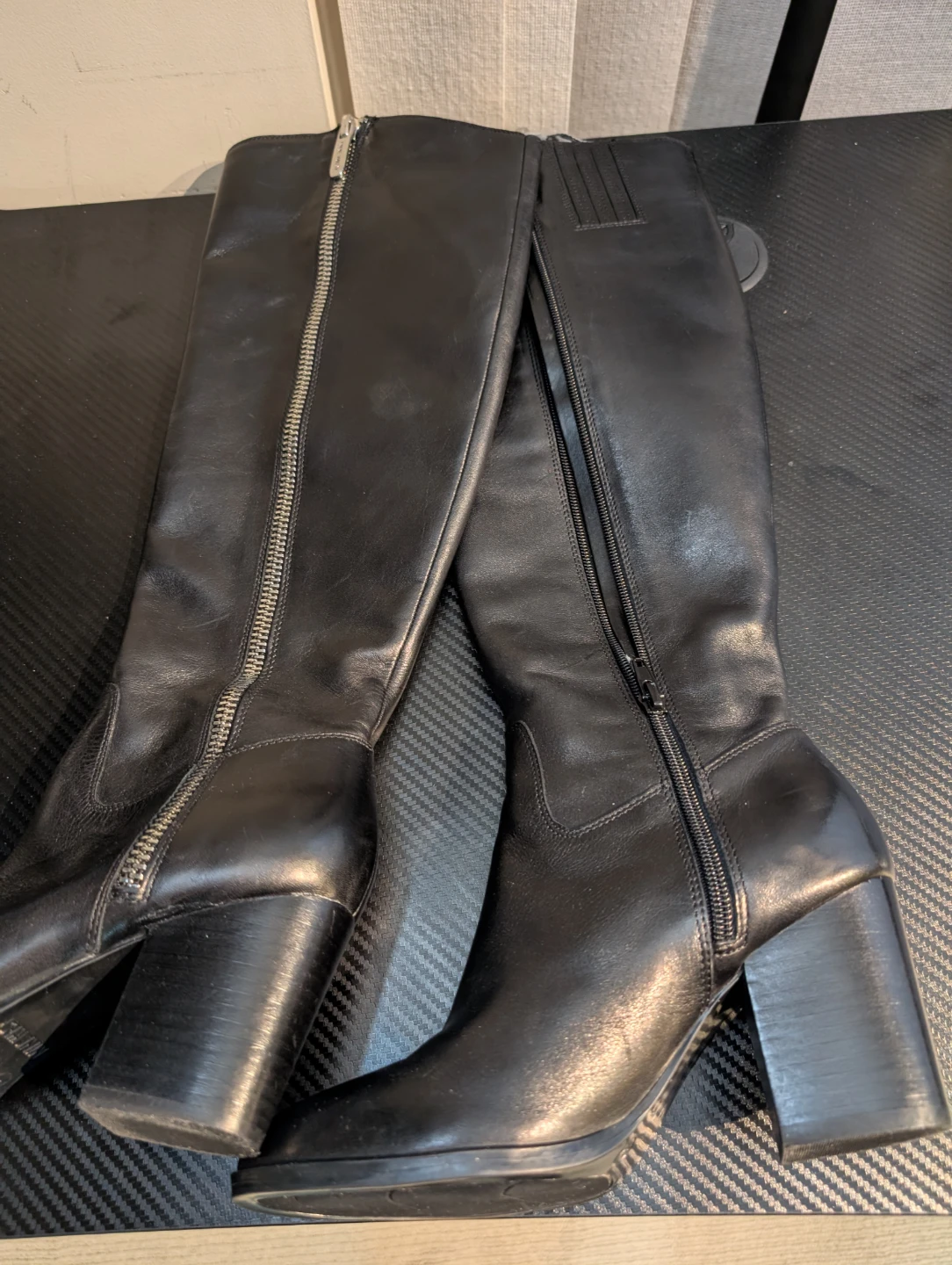 Black Knee-High Leather Boots — Size 6M - photo 3