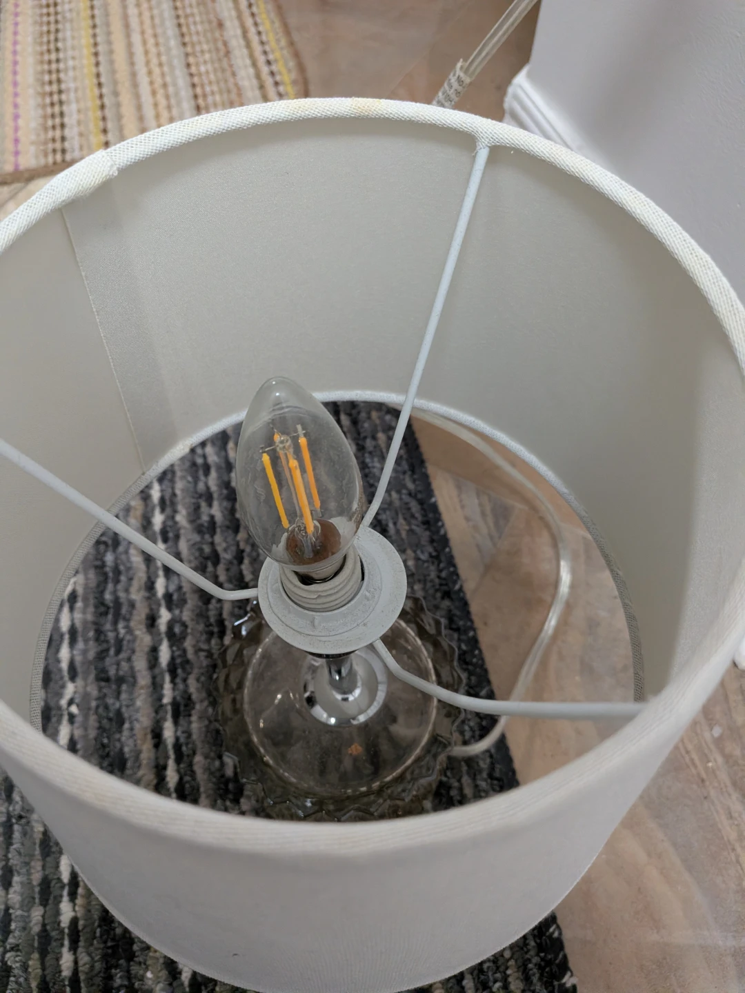 Textured Glass Table Lamp with White Shade - photo 2