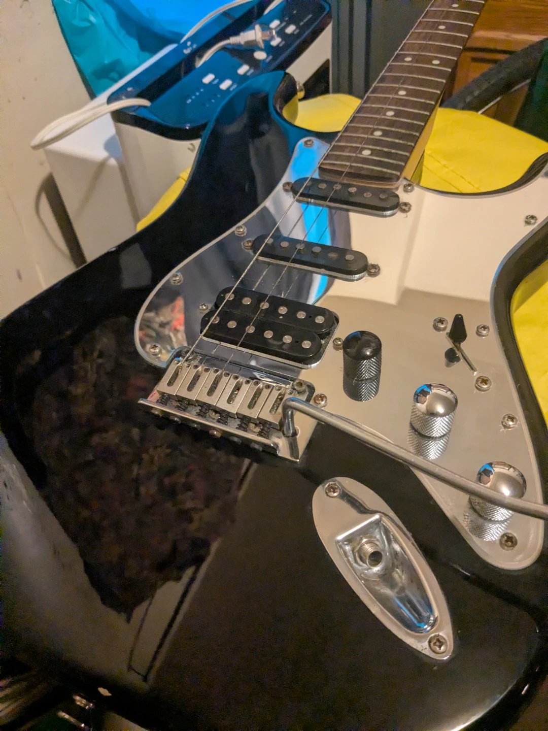Squier Stratocaster Electric Guitar - photo 3