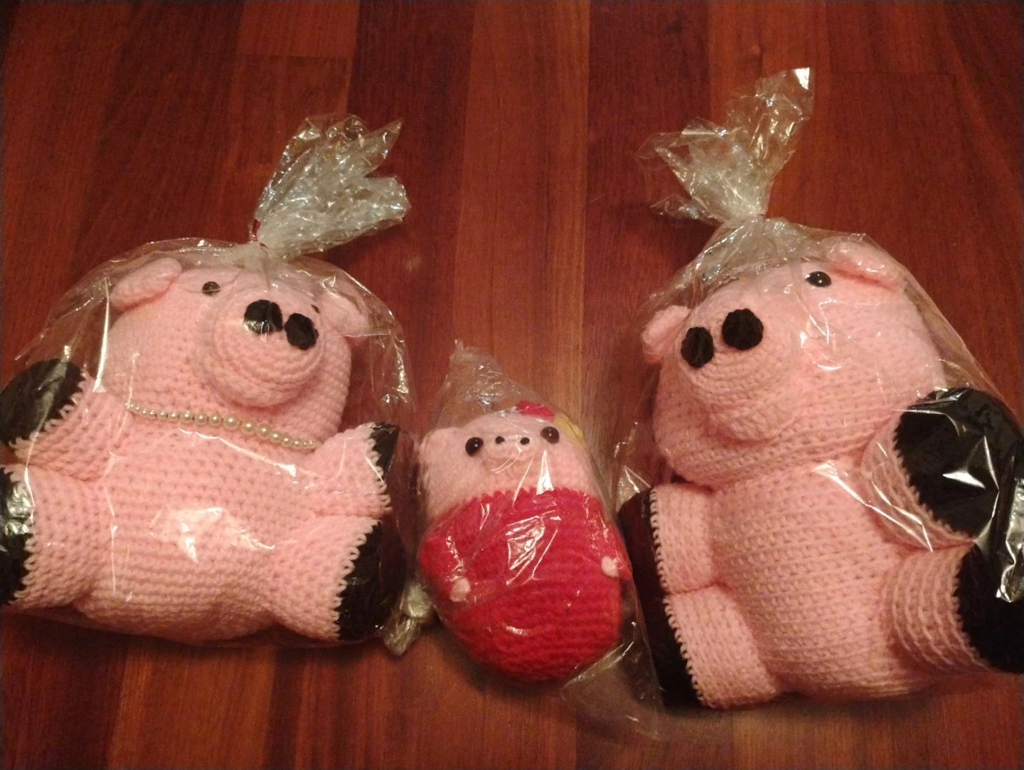 Handmade Crocheted Pig Plushies - photo 2