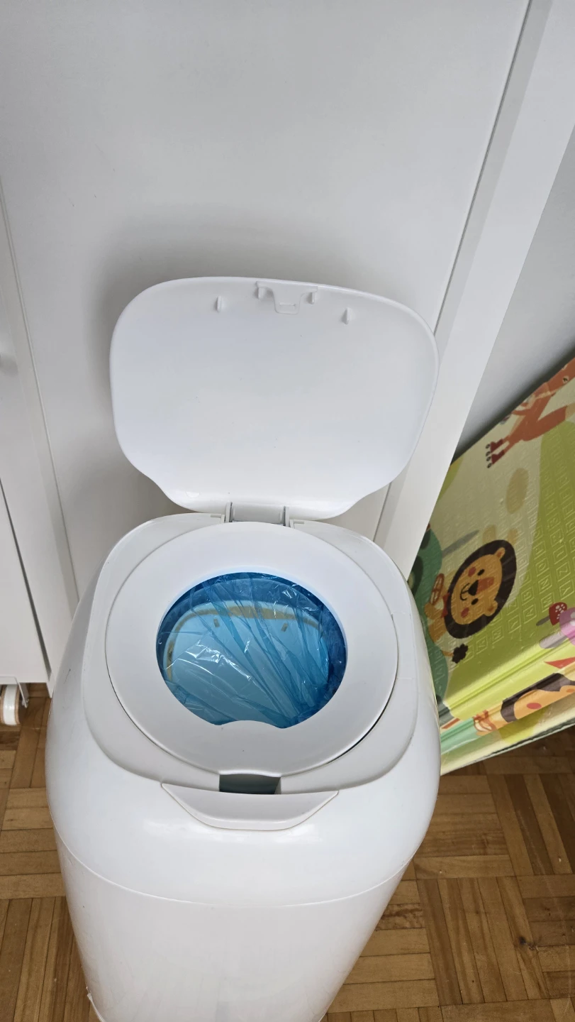 White Baby Diaper Pail - photo 2
