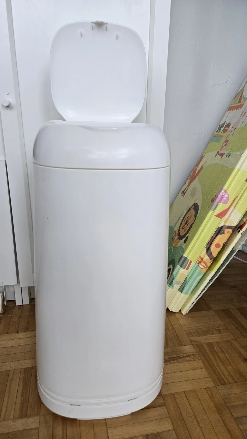 White Baby Diaper Pail - photo 3