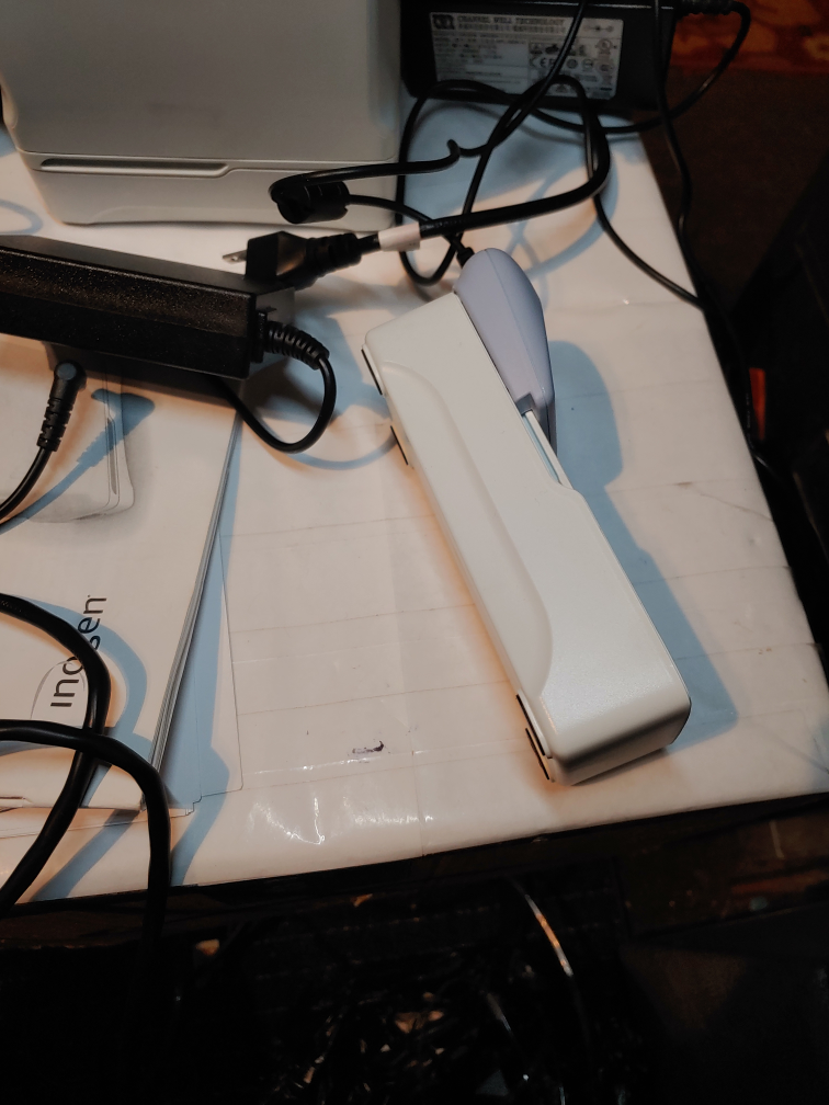  Inogen One G4 Portable Oxygen Concentrator - photo 2