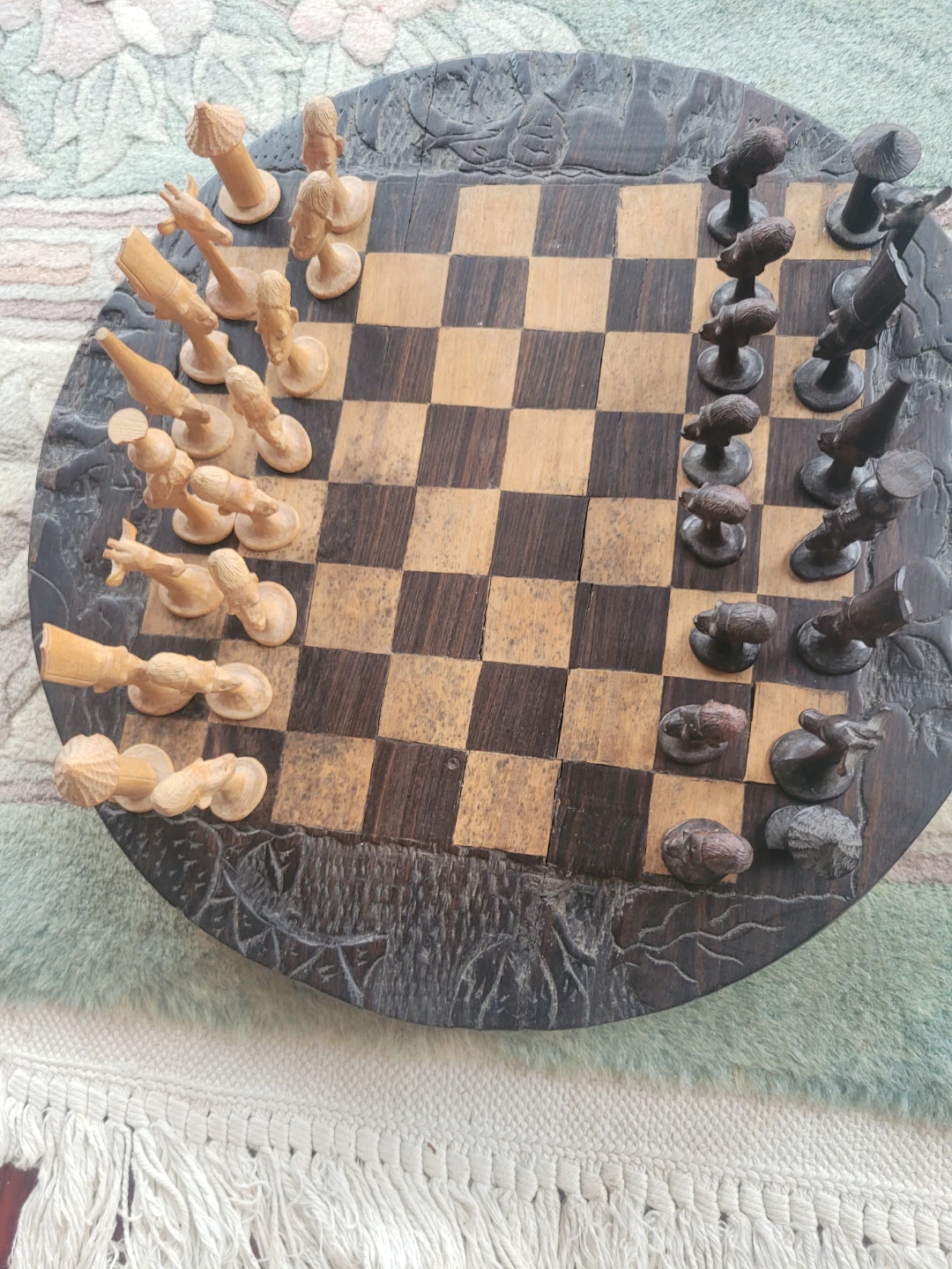 HAND Carved Wooden Chess Set - photo 3