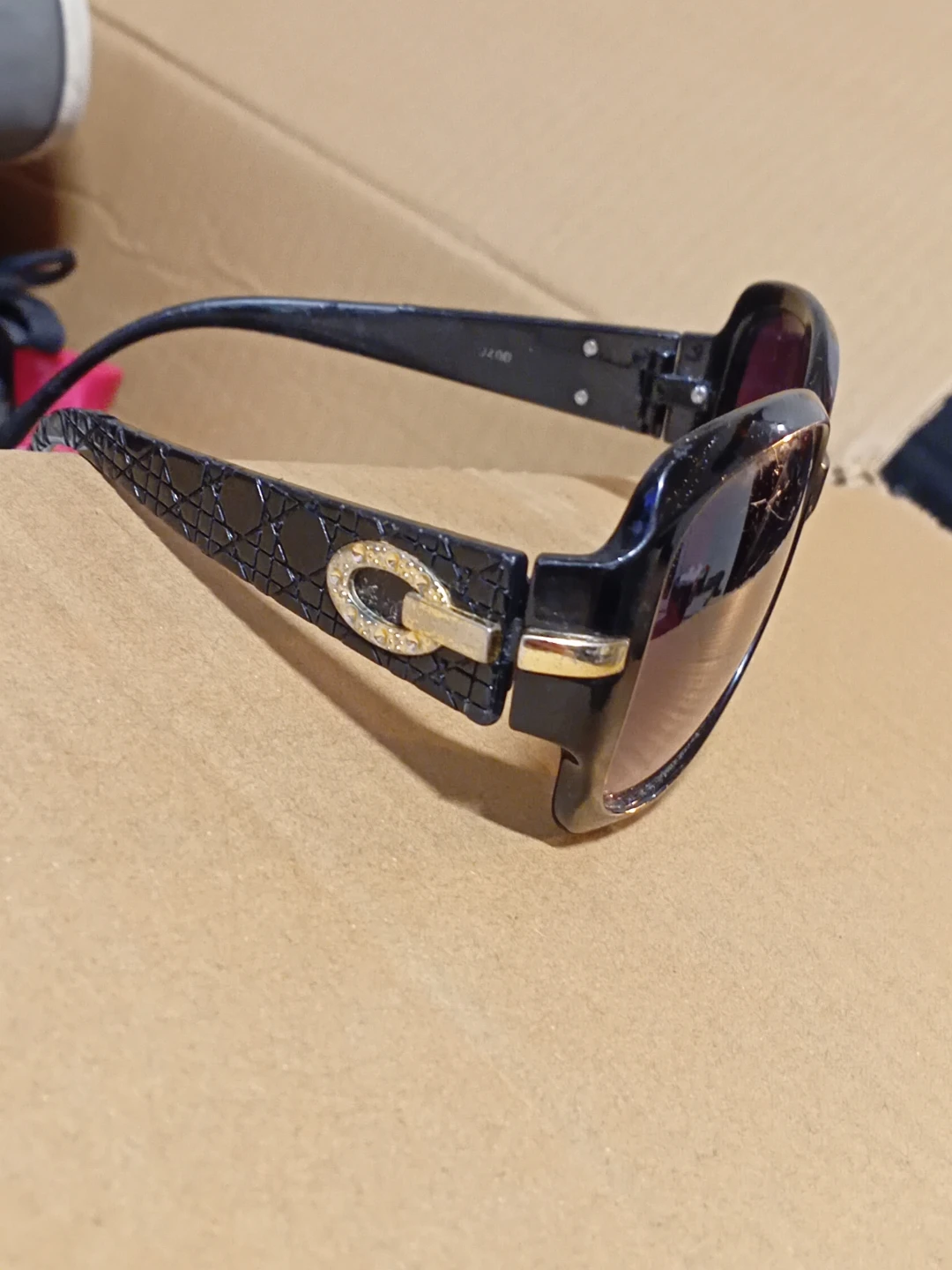 Black Oversized Sunglasses with Gold Accents - photo 2