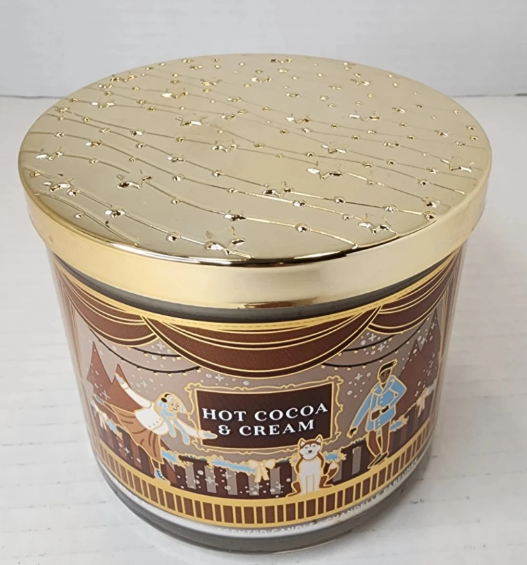 Bath & Body Works Hot Cocoa & Cream 3-wick candle. 