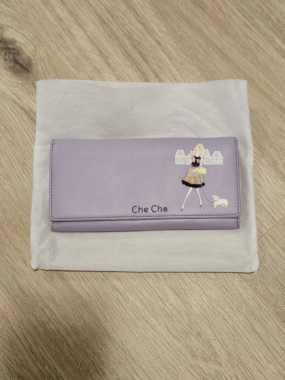 Che Che Lavender Leather Wallet with Girl and Dog Design