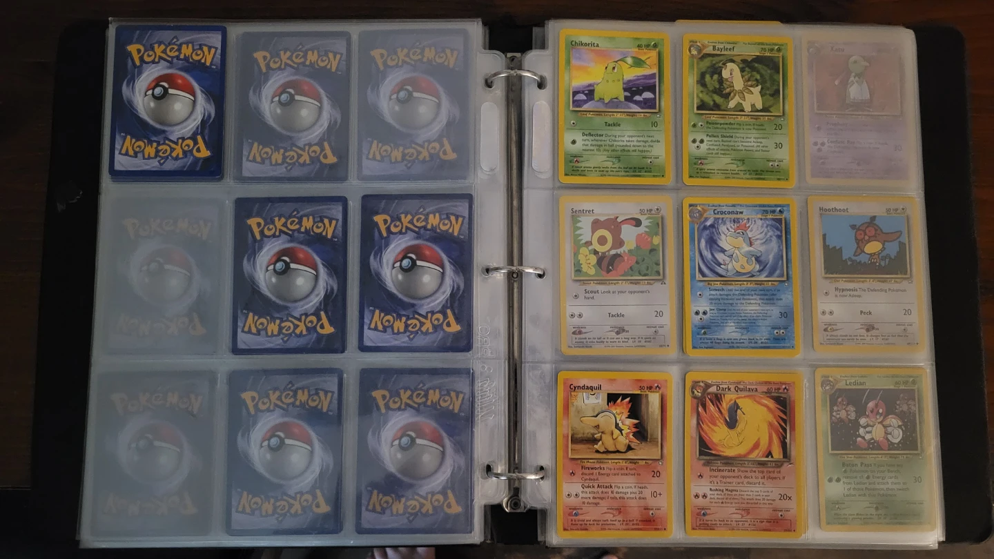 Shadowless Mewtwo and assorted Pokémon Cards - photo 2