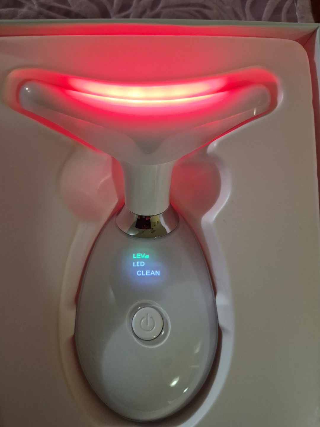 7 Color Beauty Device for Face & Neck - photo 3