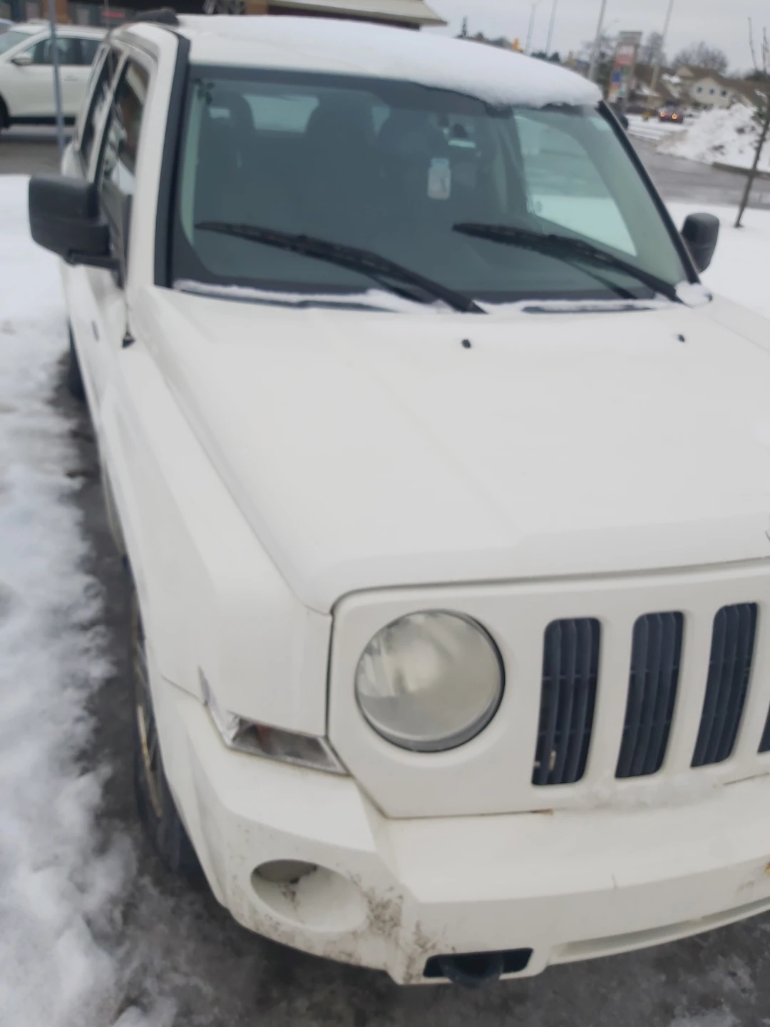 White Jeep Patriot 4x4 - photo 5