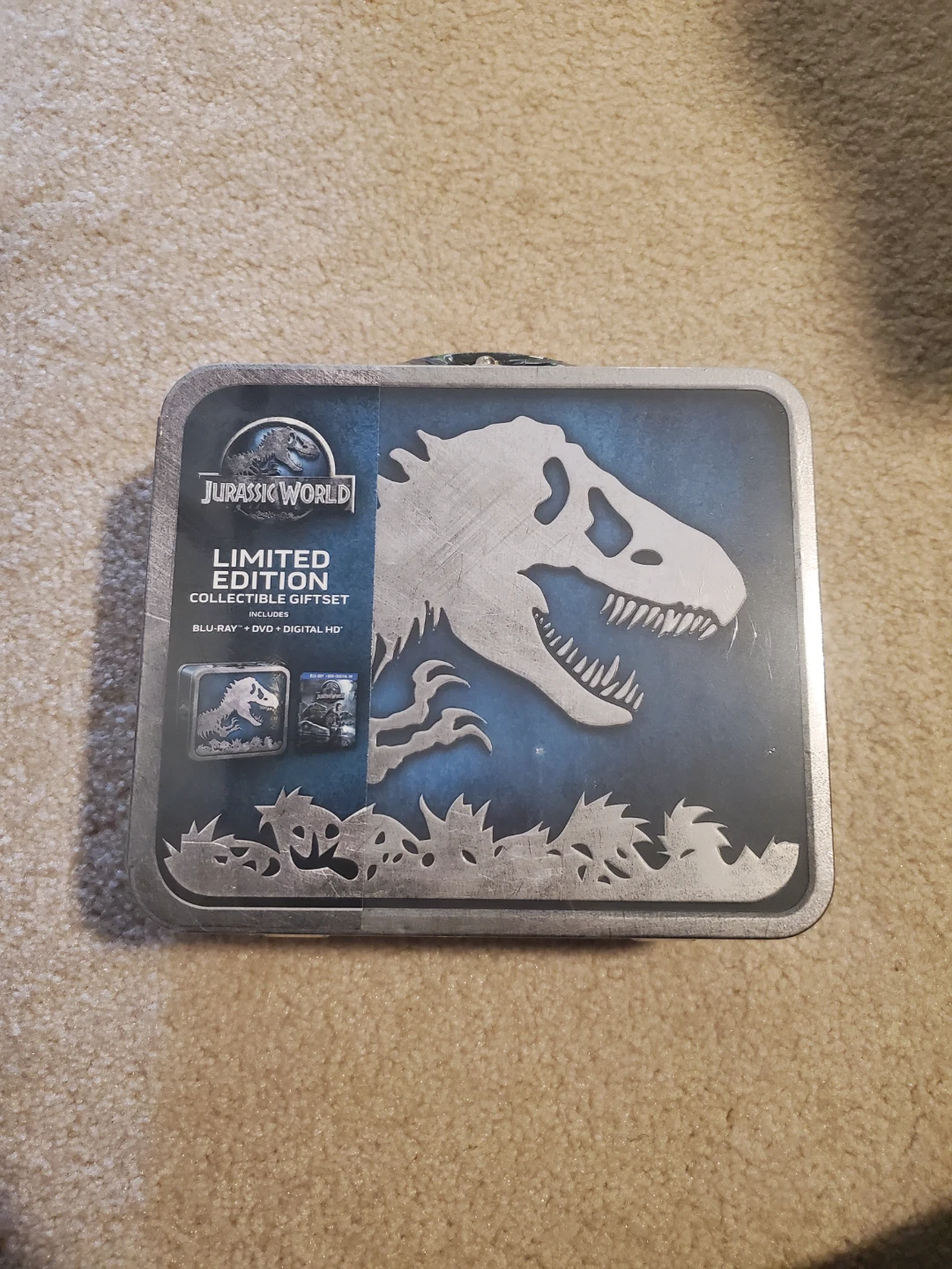 Jurassic World Limited Edition Giftset Blu-ray DVD