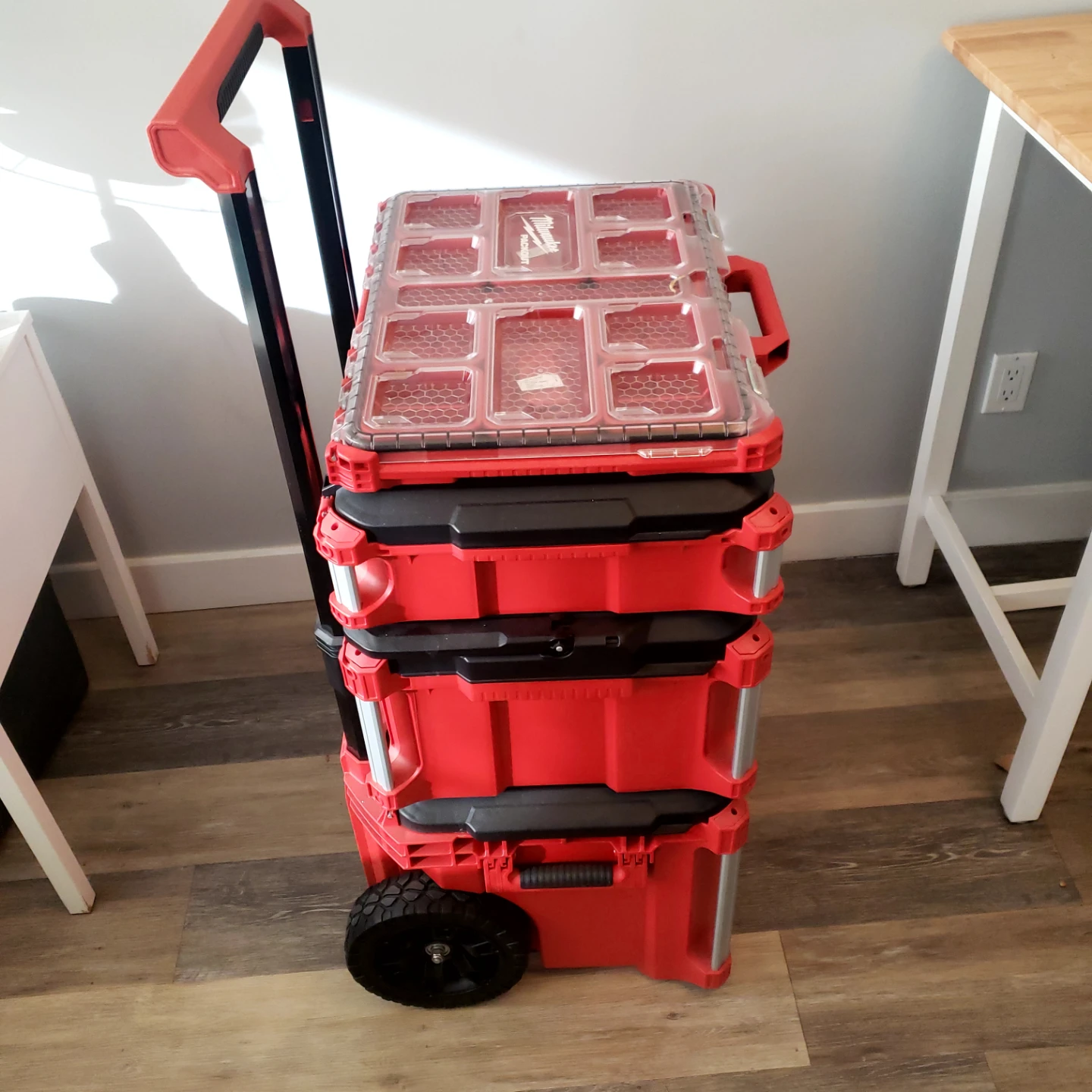 Milwaukee PACKOUT Rolling Tool Box System - photo 2