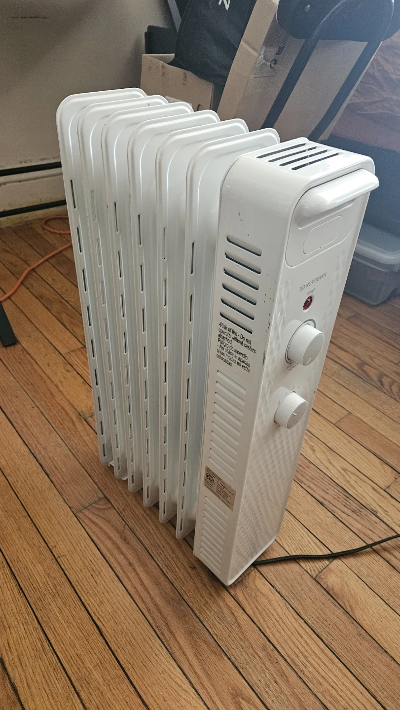 White Portable Radiator Heater (Like New) - photo 2