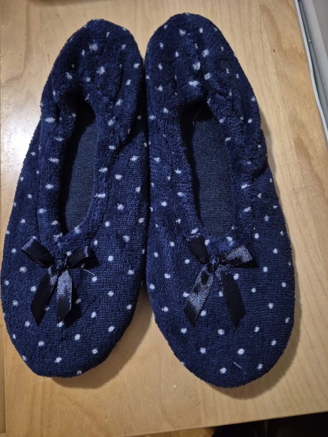 Blue Polka Dot Slippers - Size M (7-8)