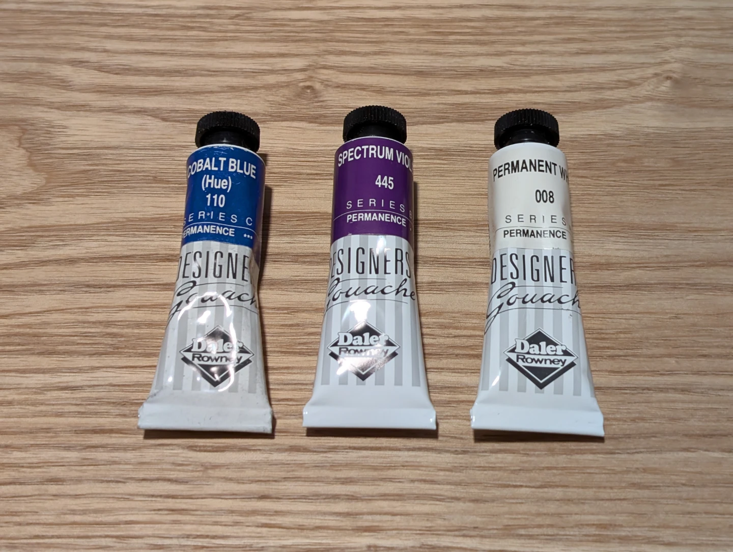 LOT: Daler-Rowney Designers Gouache Paints 🏆
