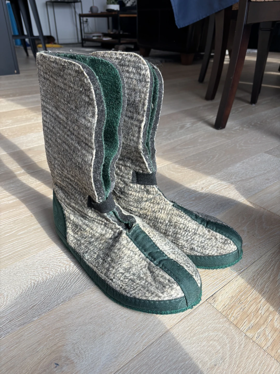 Sorel Snow Boots - Size 11 - photo 4