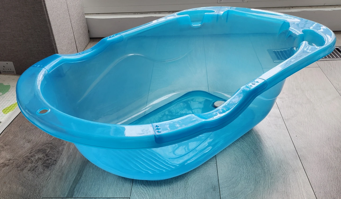 Blue Baby Bathtub