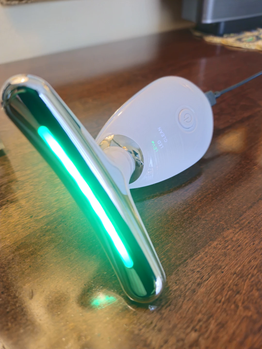 White LED Facial Wand - photo 3