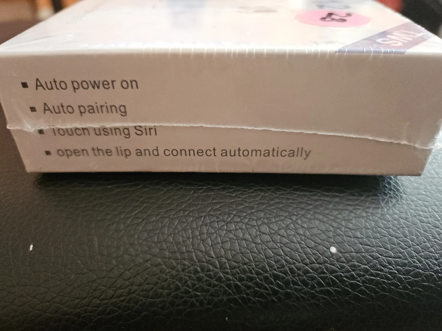 i12 TWS Wireless Earbuds - photo 3
