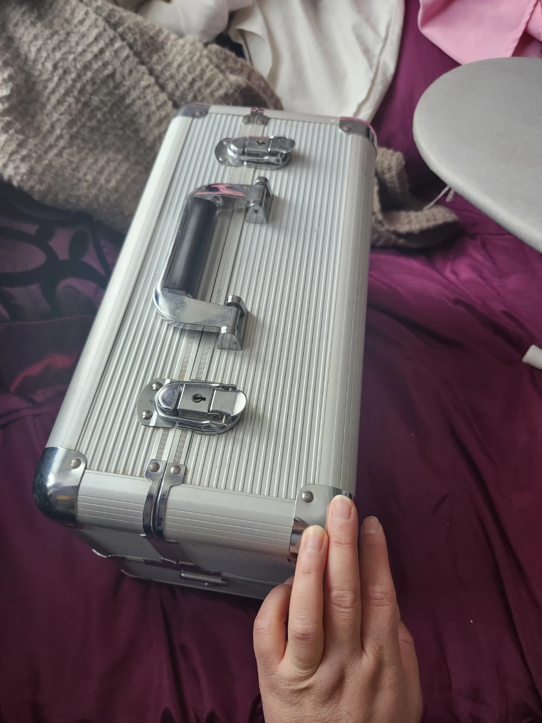 Silver Aluminum Makeup Train Case - photo 2