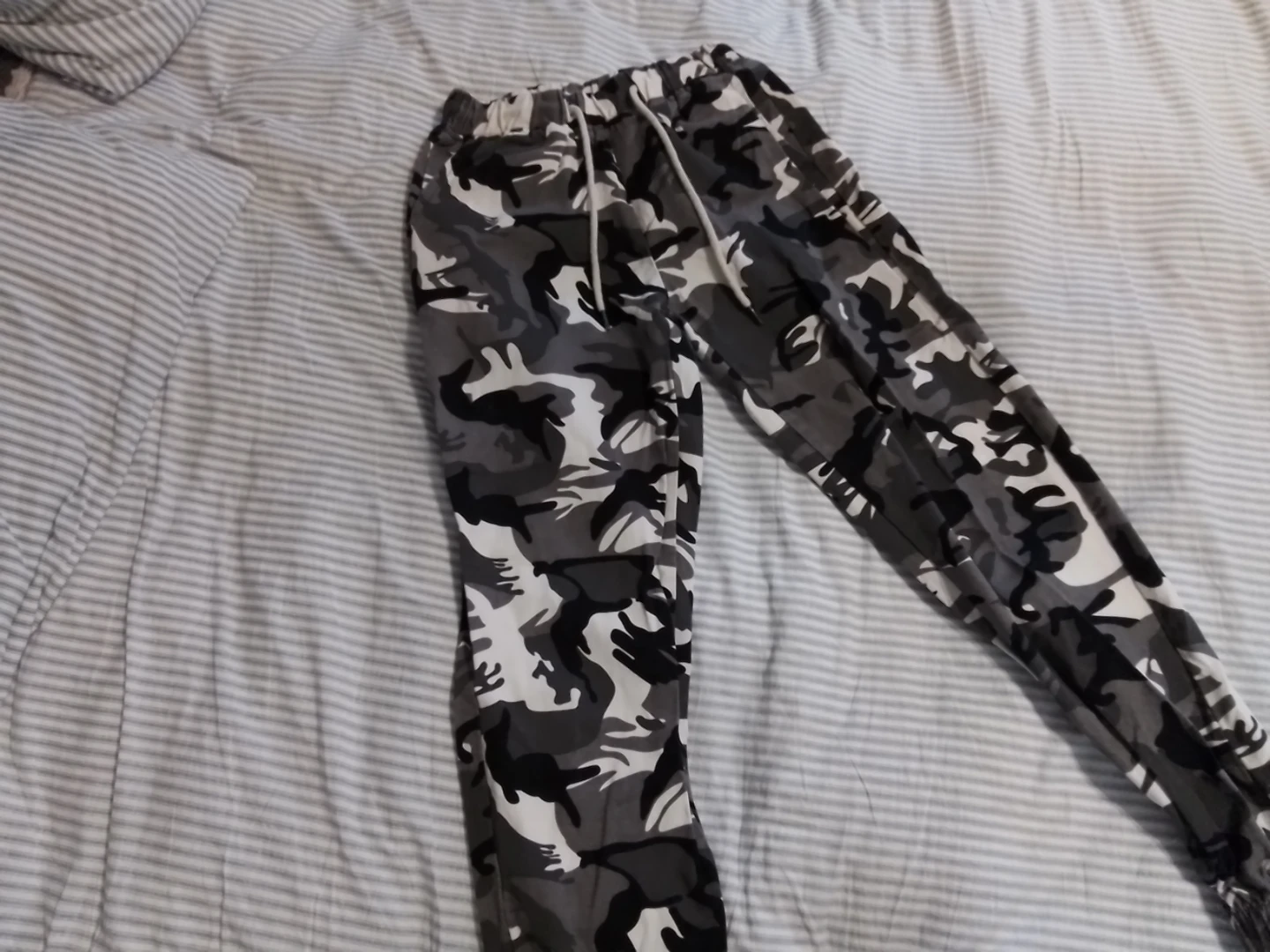 Camo Jogger Pants - photo 2
