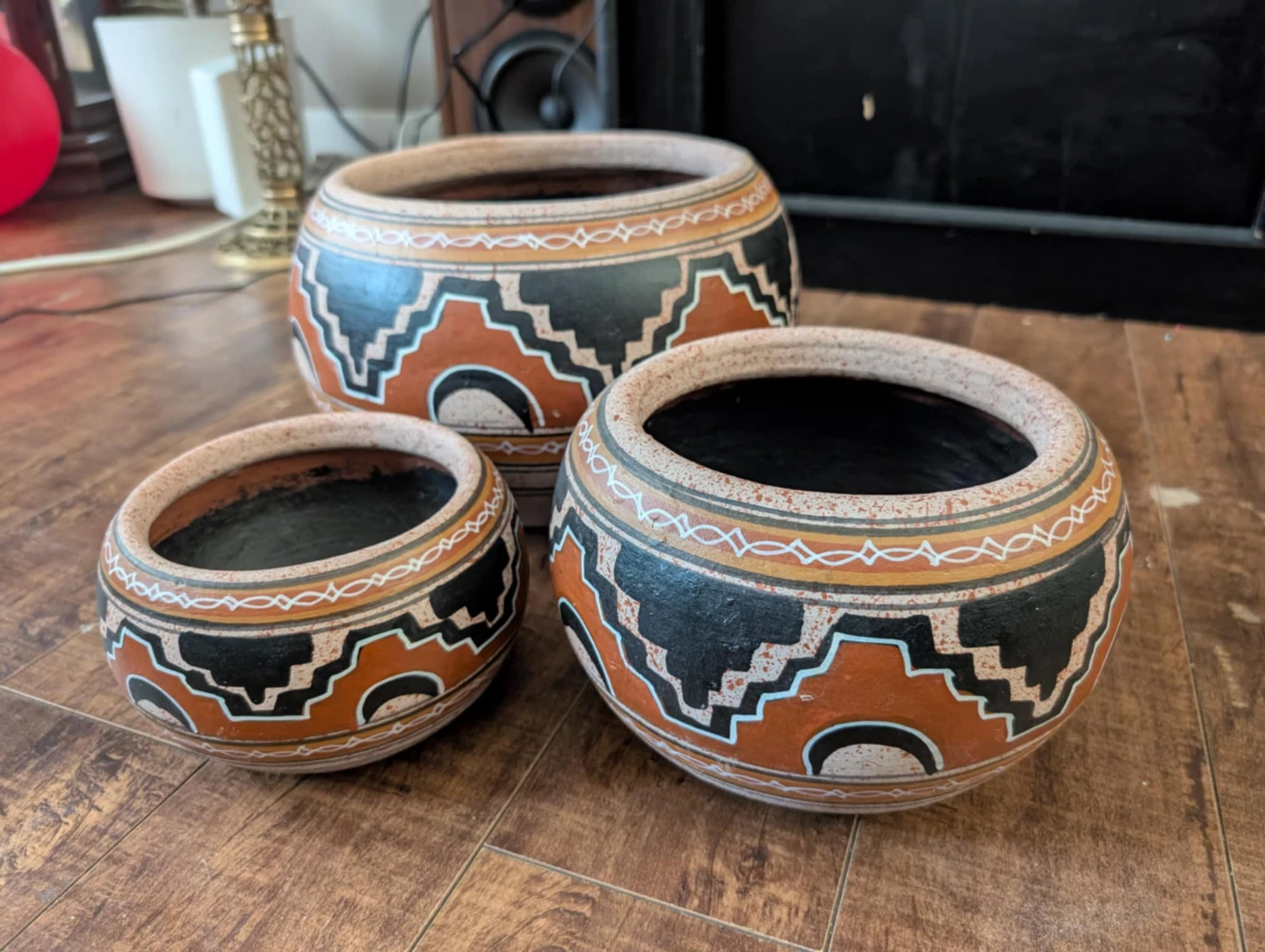 Set of 3 Decorative Ceramic Pots