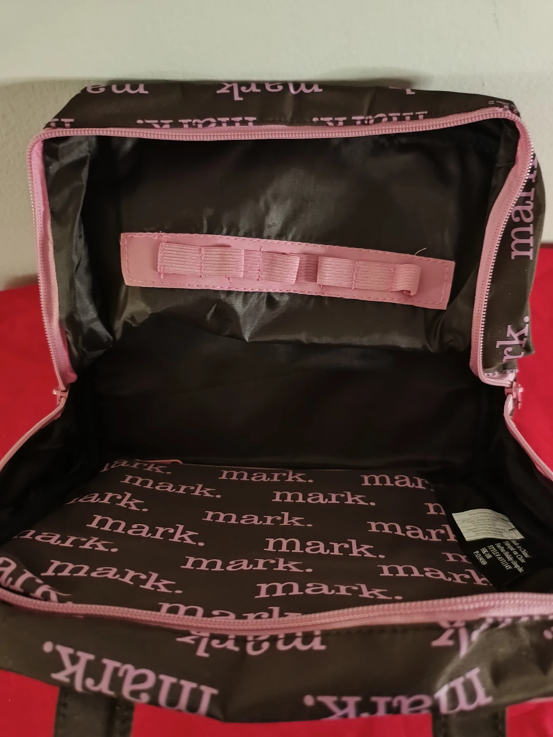 Mark Cosmetic Bag - photo 2