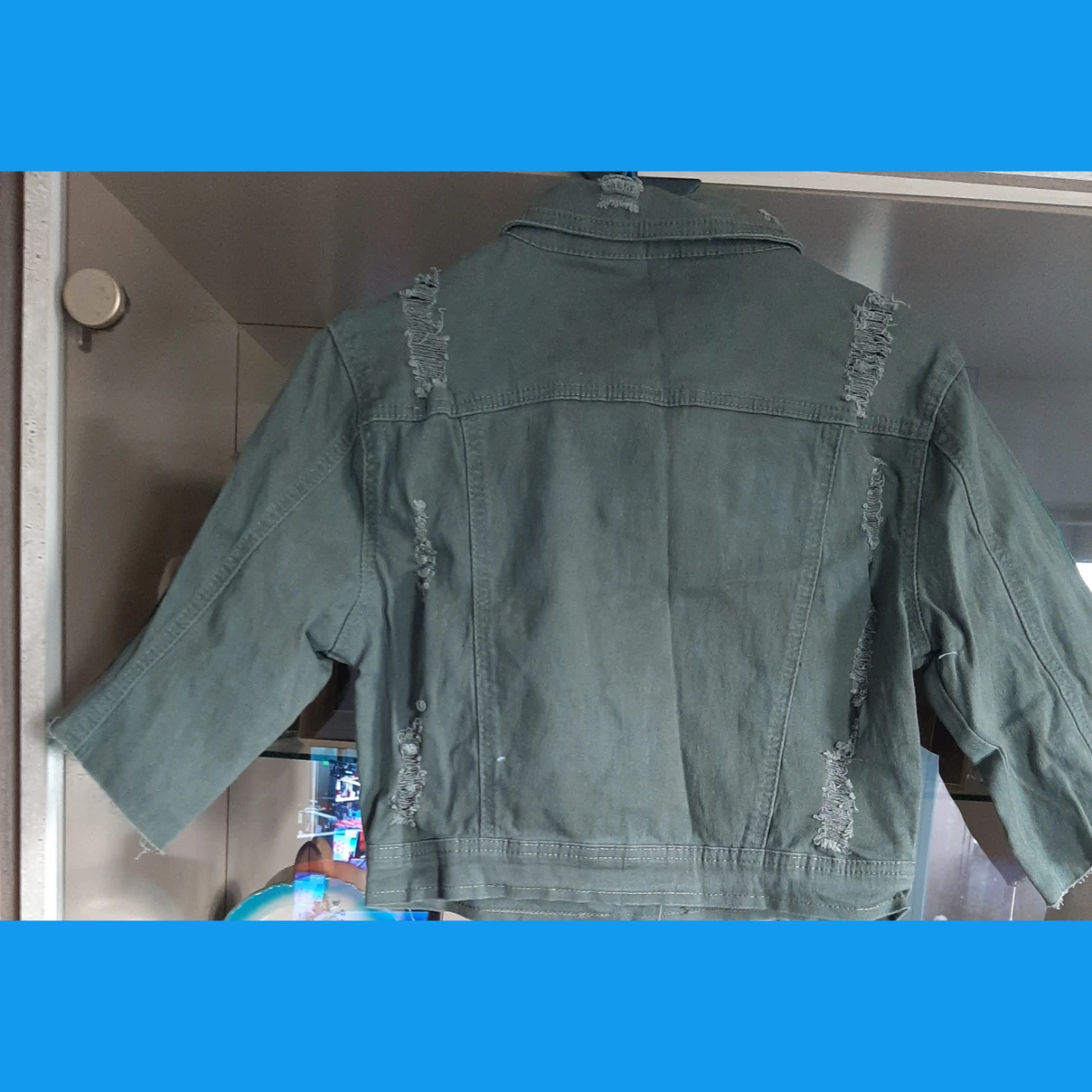 3 pcs Crop Top, Cut off Shorts With Crop Jacket - photo 4