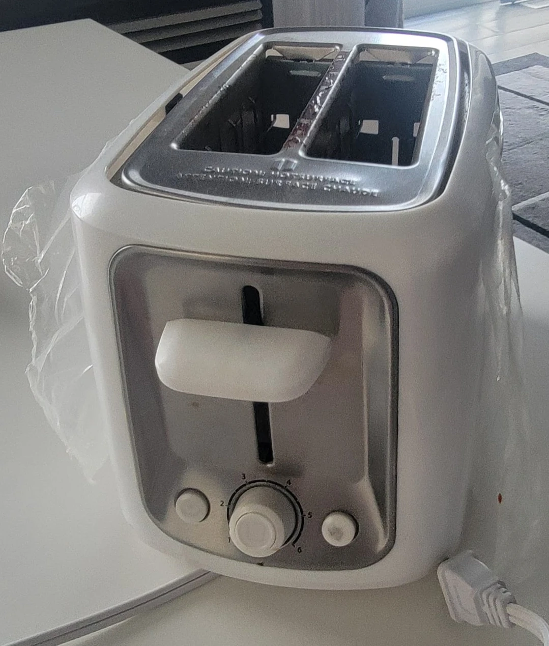 Toastmaster White 2-Slice Toaster