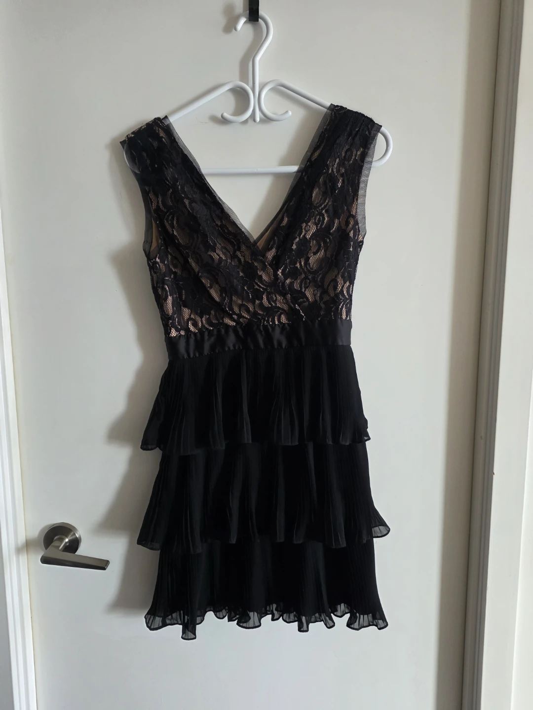 Black Lace and Chiffon Tiered Dress 🏆 - photo 2