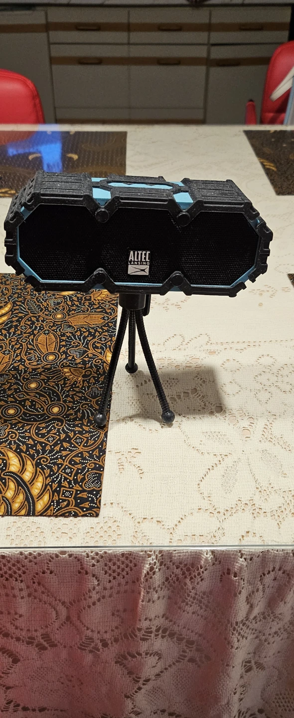 🧡 Altec Lansing Portable Bluetooth Speaker with Tripod