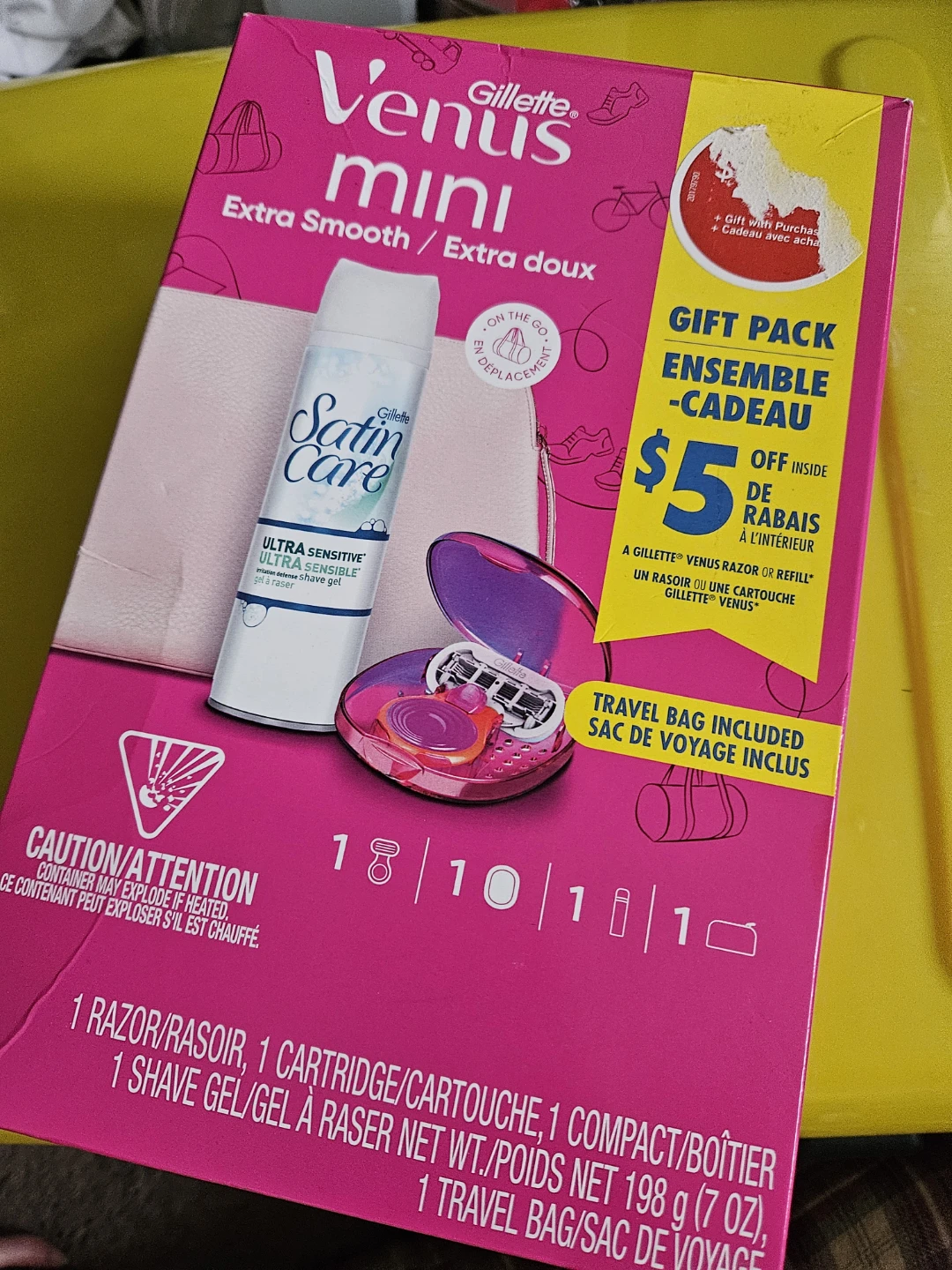 Gillette Venus Mini Razor Gift Pack with Travel Bag