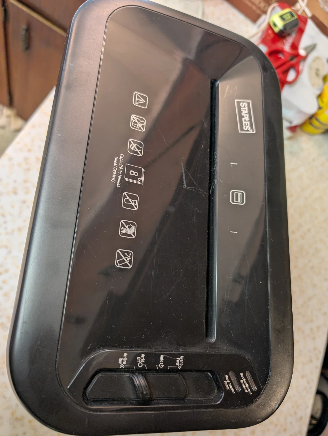 🥕 Staples 8-Sheet Cross-Cut Shredder 🥕 - photo 2