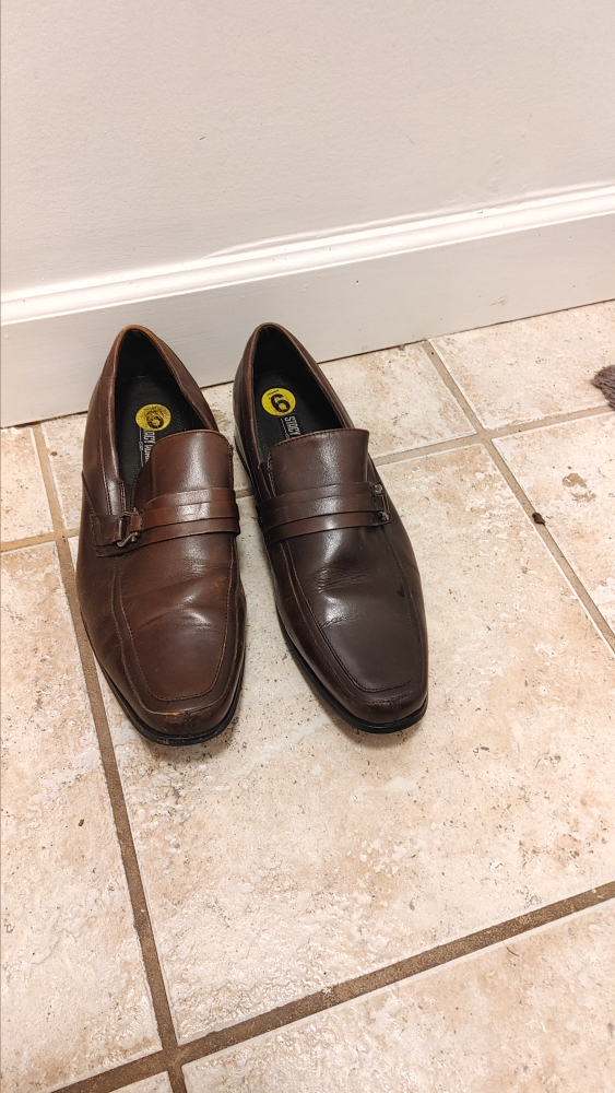 Men's Brown Leather Shoes Size 9