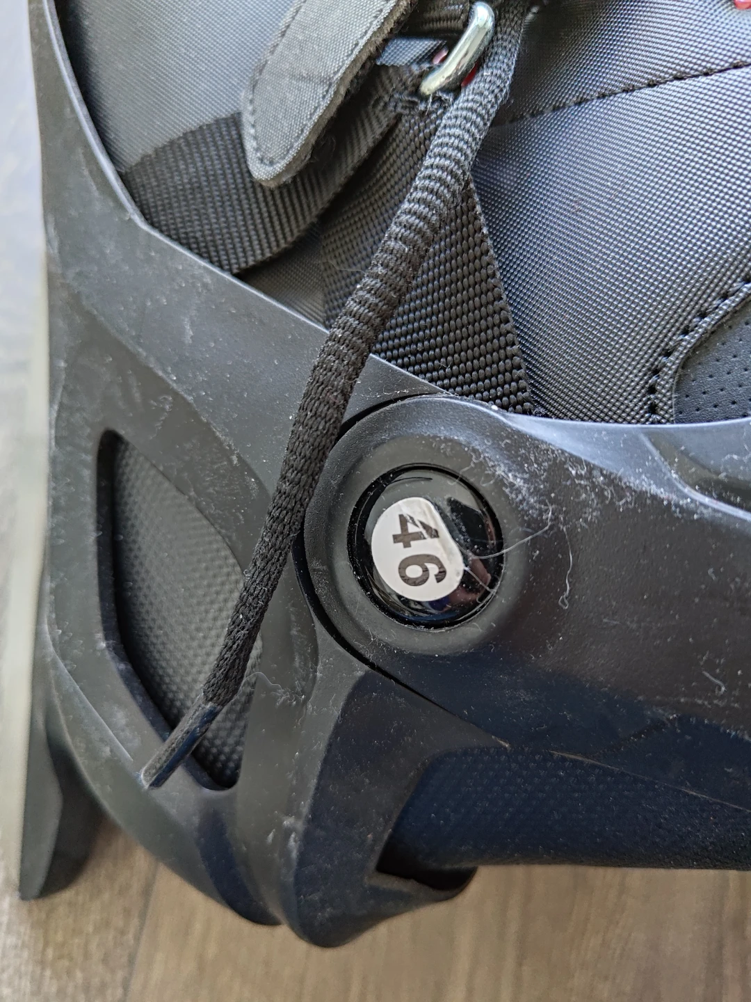 Black Ice Skates Size 46 - photo 2