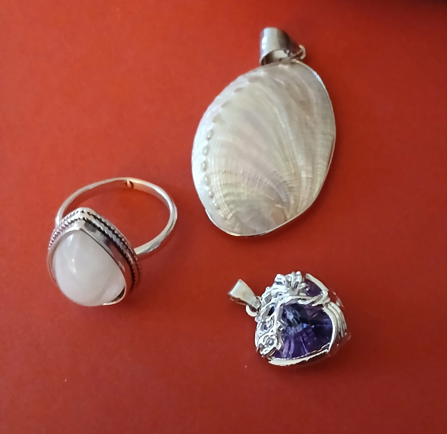 Seashell Pendant Necklace