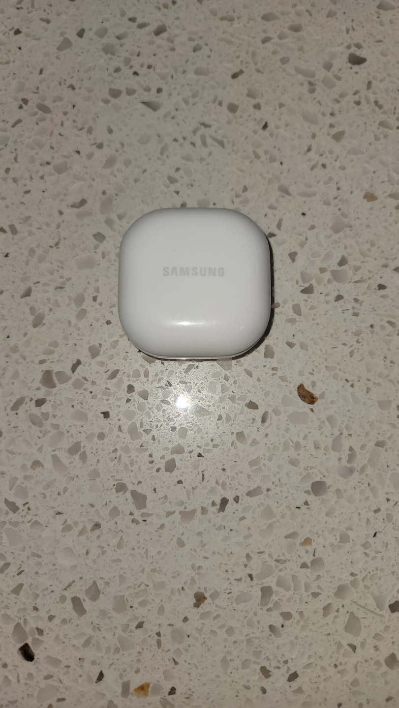 Samsung Galaxy Buds 2 - photo 2