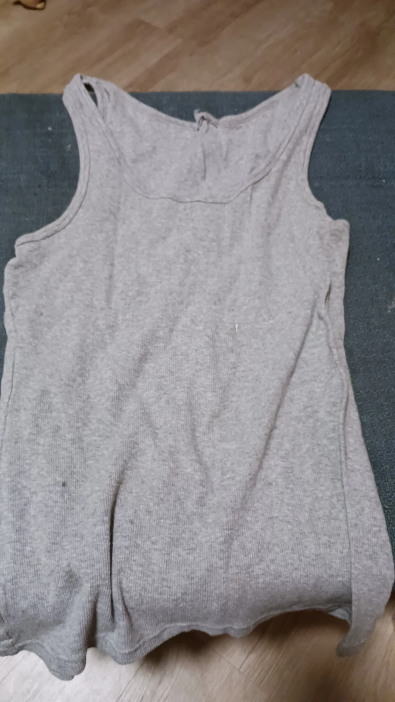 Tanks & T- Shirts