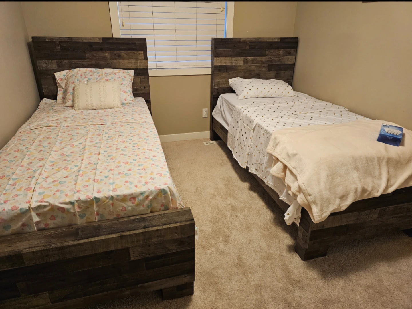 Rustic Farmhouse Style Twin Bed Frame with Headboard