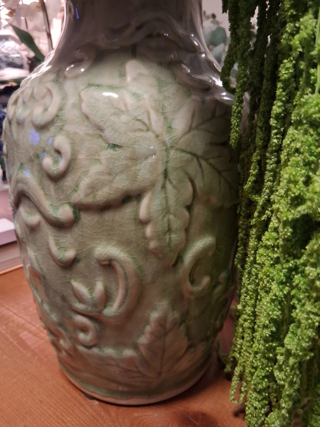 Vintage Embossed Ceramic Vase - Light Green - photo 5
