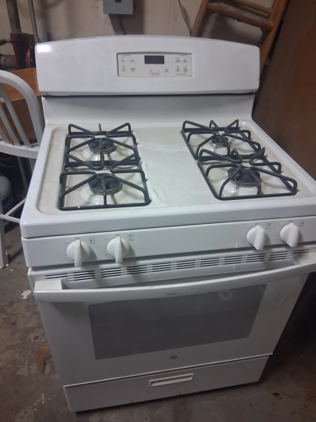 White GE Gas Range - photo 2