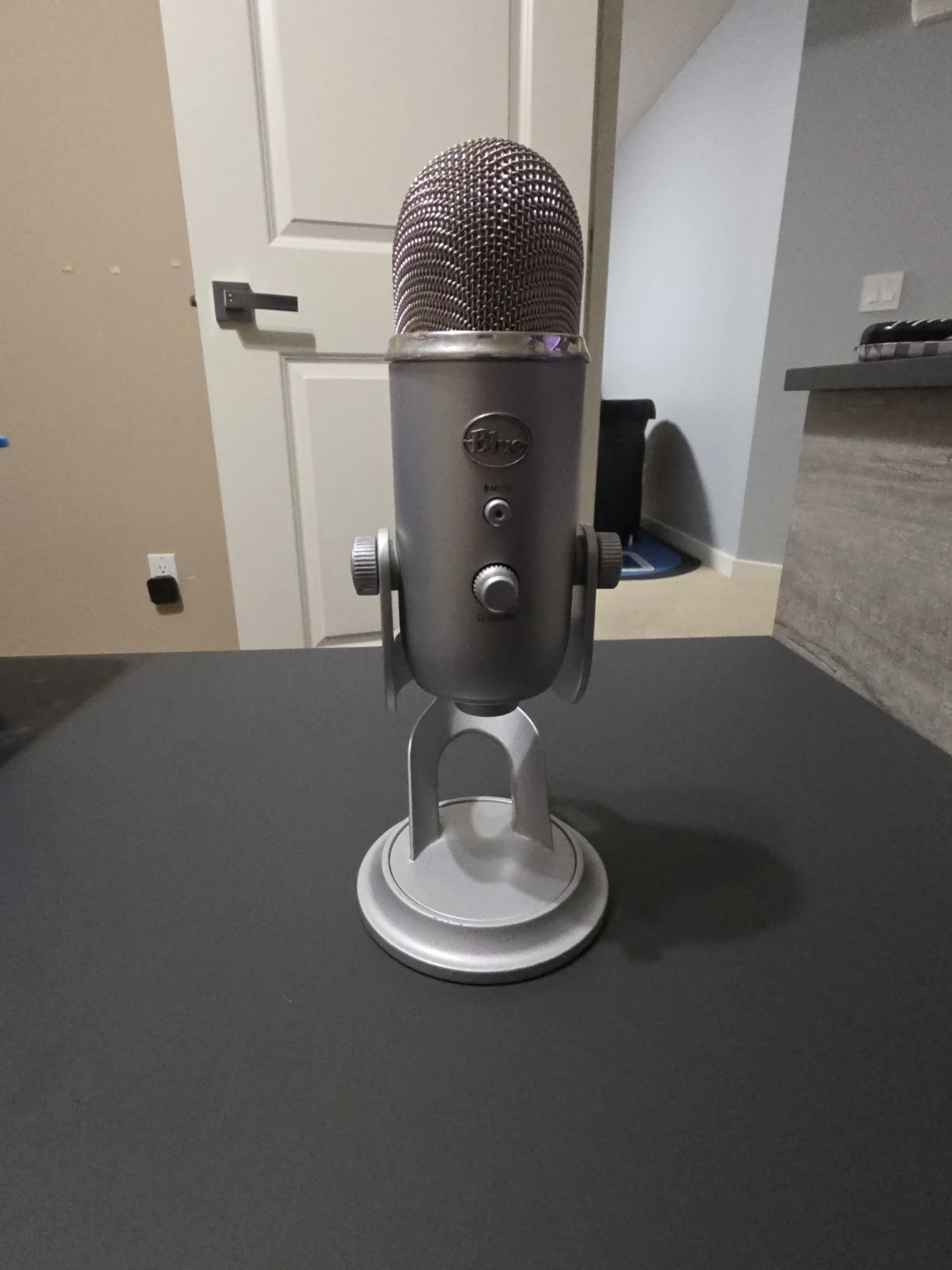 Blue Yeti USB Microphone - Silver