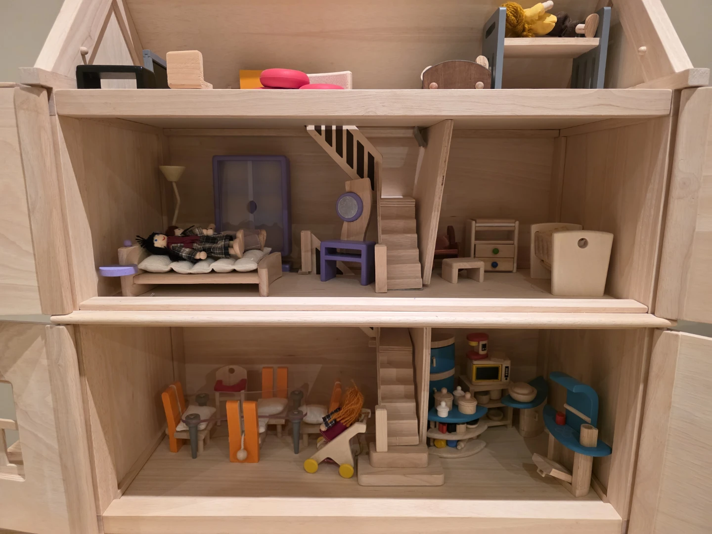 Wooden Dollhouse with Furniture and Figures