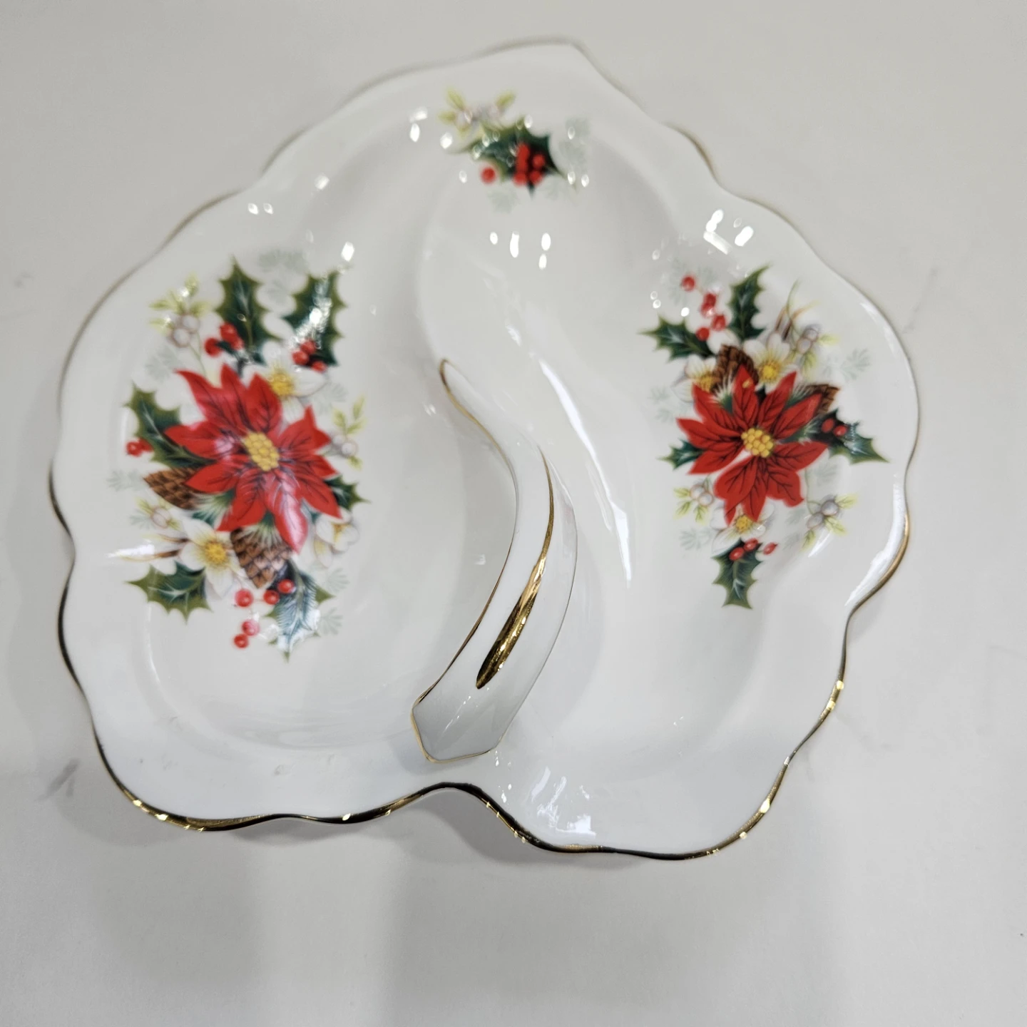 Yuletide Bone China Divided Leaf Dish - photo 3